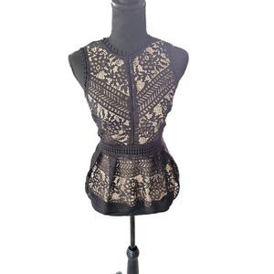 Romeo and Juliet Women’s Couture Black/Nude Lace Blouse Size XS